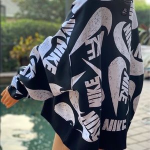 Nike sweatshirt
